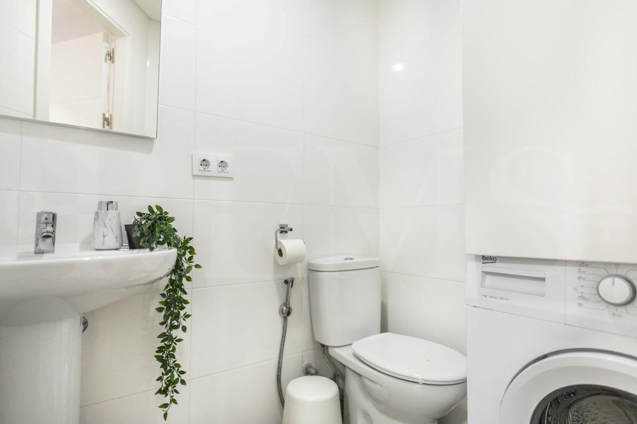 Serene & Spacious Apartment - Center By Rems Malaga Exterior photo